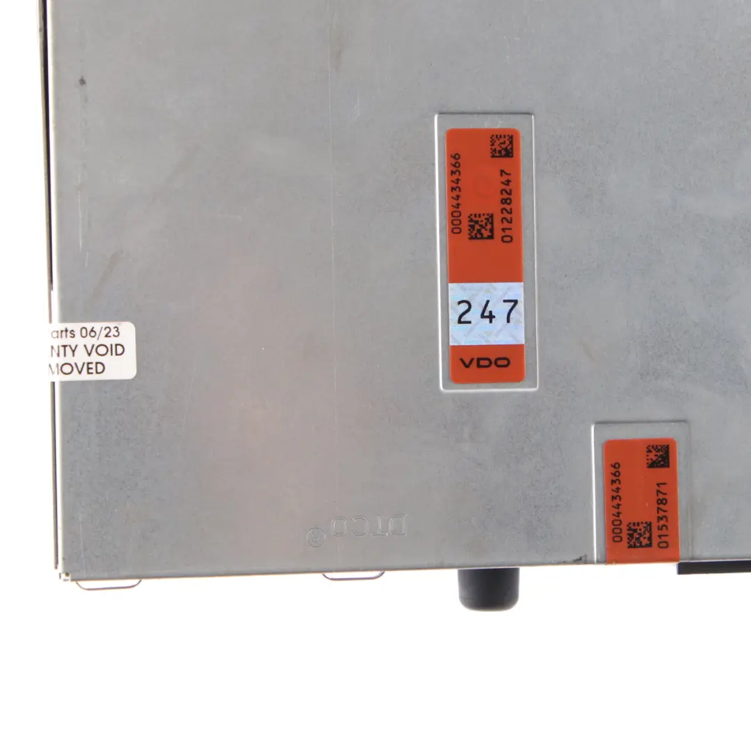 VDO Digital Tachograph Tachometer Control Unit Module to with Part number DTCO 1381 VDO Digital Tachograph Tachometer Control Unit Module - SKU DTCO 1381 - Part number DTCO 1381