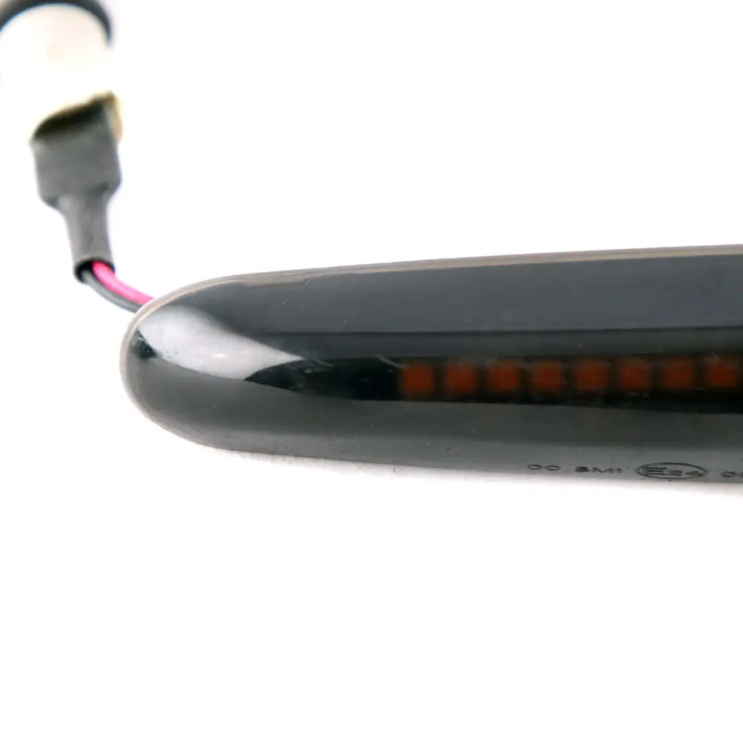 Kierunkowskaz Lewy Prawy Czarny Zestaw do BMW E60 E61 o numerze E60 Indicator LED Set BMW E60 E61 Kierunkowskaz Lewy Prawy Czarny Zestaw - SKU E60 Indicator LED Set - Numer Części E60 Indicator LED Set