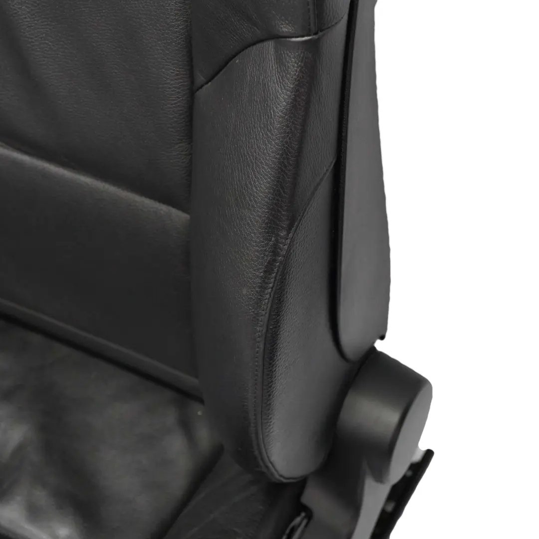 Fotel fotele kanapa czarna skóra sport do BMW o numerze E60 BMW Fotel fotele kanapa czarna skóra sport - SKU E60 Sport Black Leather (LCSW) - Numer Części E60