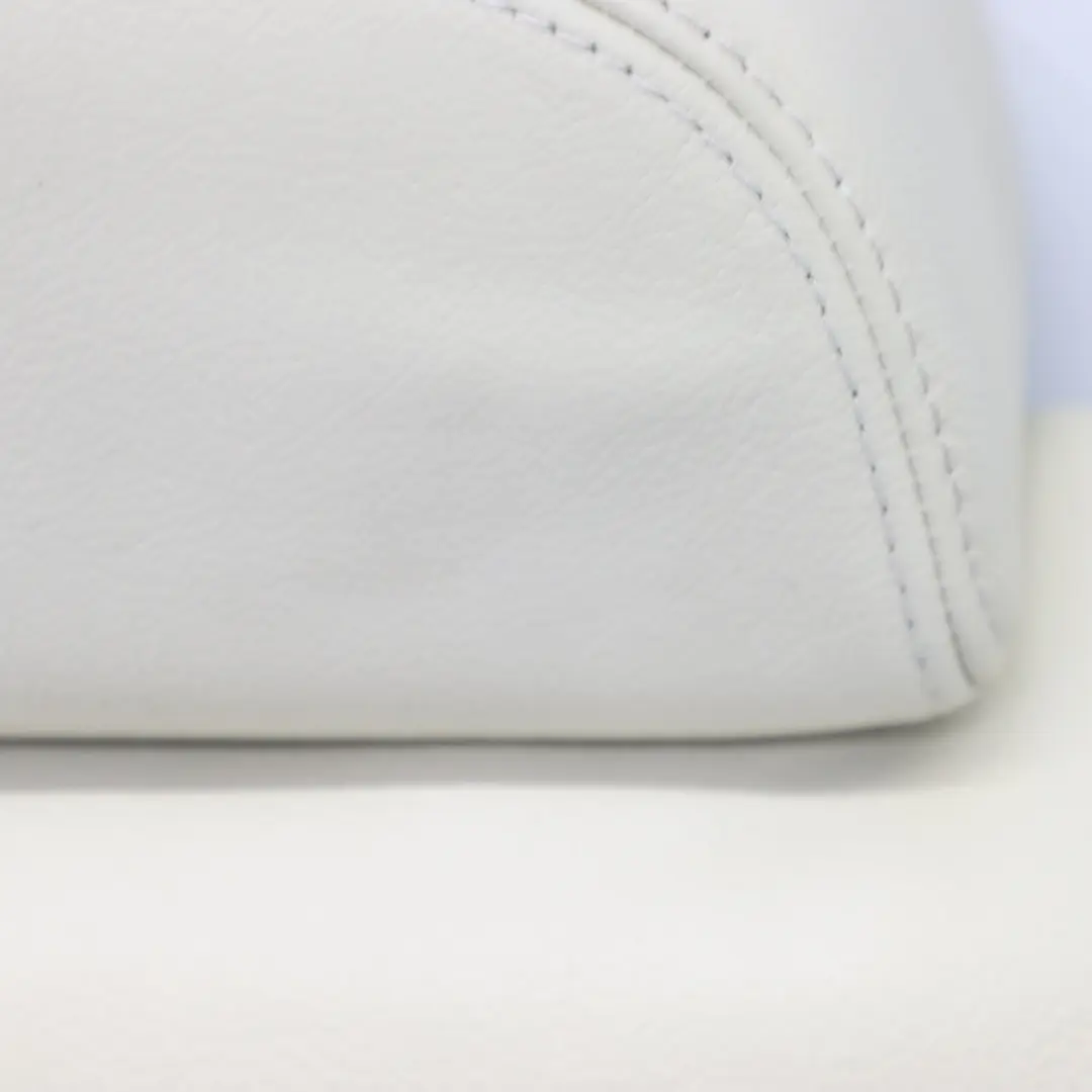 Couvre-dossier de siège arrière en cuir Individual Full Leather Platinum pour BMW E63 à propos du numéro de pièce 9137385 BMW E63 Couvre-dossier de siège arrière en cuir Individual Full Leather Platinum - SKU E63 Backrest Individual - Numéro de pièce 9137385