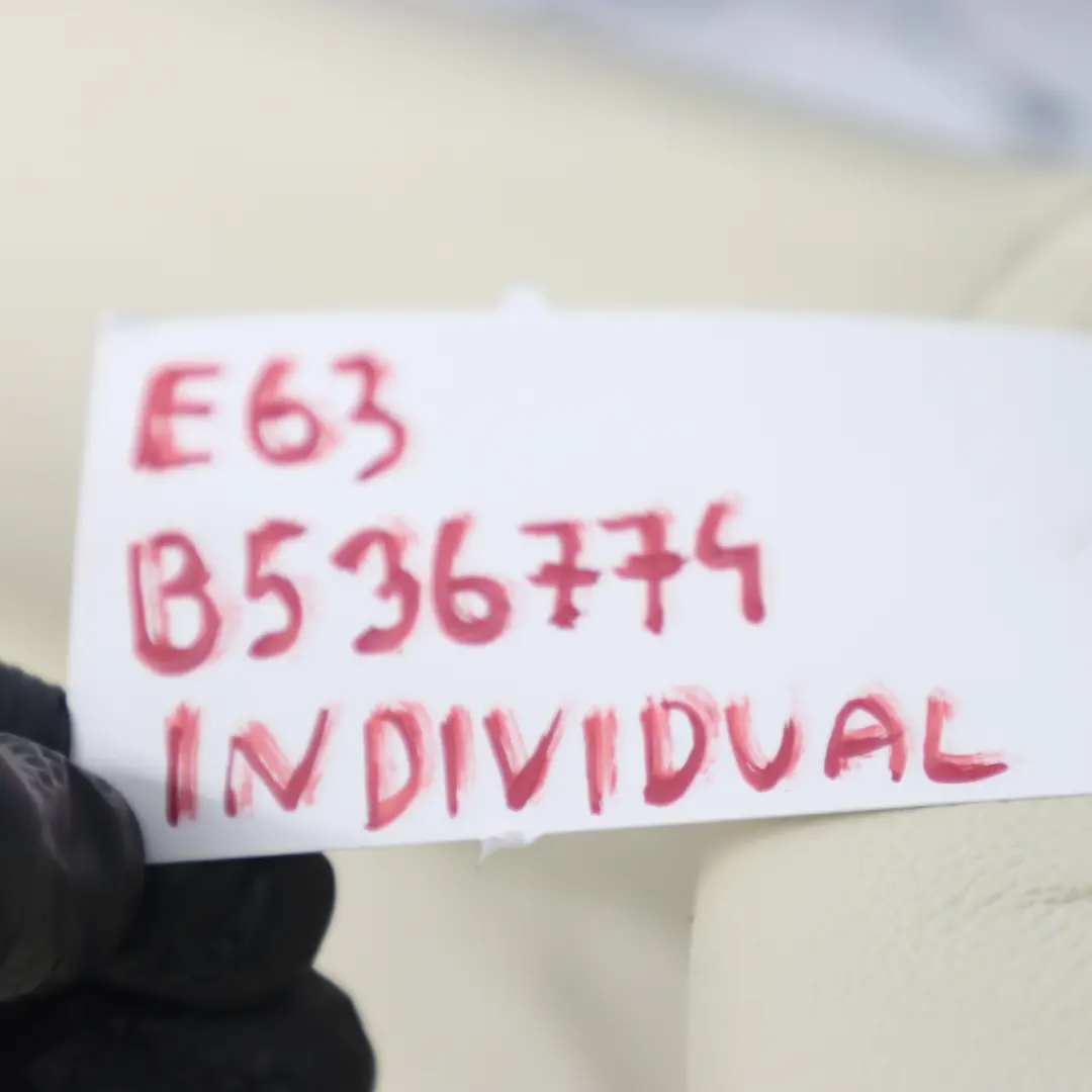 Banquette arrière en cuir Individual Cuir pleine fleur Platinum pour BMW E63 à propos du numéro de pièce E63 Seat Cover Individual BMW E63 Banquette arrière en cuir Individual Cuir pleine fleur Platinum - SKU E63 Seat Cover Individual - Numéro de pièce E63 Seat Cover Individual