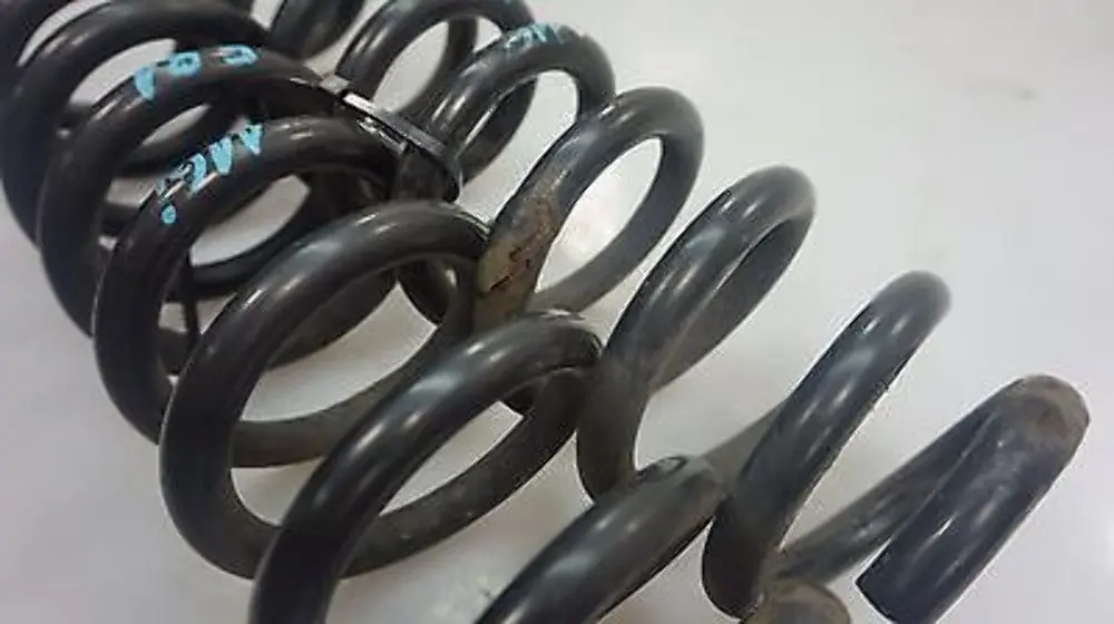 N43 Suspension Arriere Gauche Droite Bobine Printemps C1 N pour BMW E81 116i à propos du numéro de pièce Coil Spring Set BMW E81 116i N43 Suspension Arriere Gauche Droite Bobine Printemps C1 N - SKU E81-116i-N43-Rear-Coil-Spring-Set - Numéro de pièce Coil Spring Set