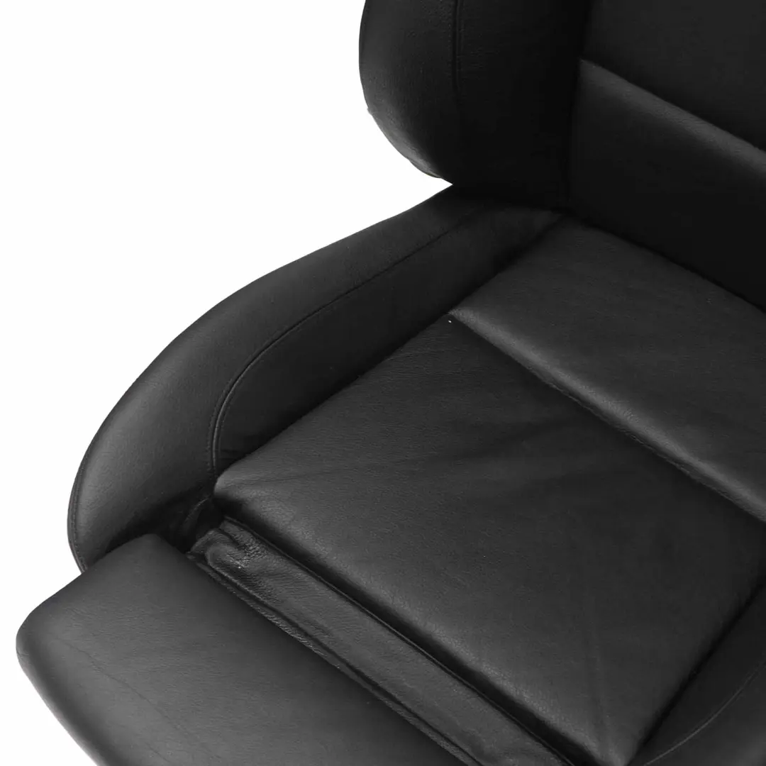 Komplet Foteli M Sport Czarna Skóra Boczki do BMW o numerze E81 BMW Komplet Foteli M Sport Czarna Skóra Boczki - SKU E81 Sport Seats Black Leather - Numer Części E81