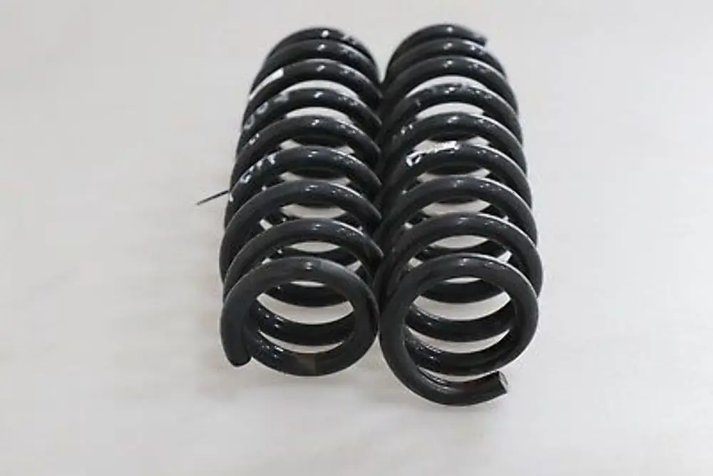 BMW E82 Coupe Sprężyna sprężyny tylna tył - SKU E82 118d Rear Coil Spring Set - Numer Części E82 118d Rear Coil Spring Set