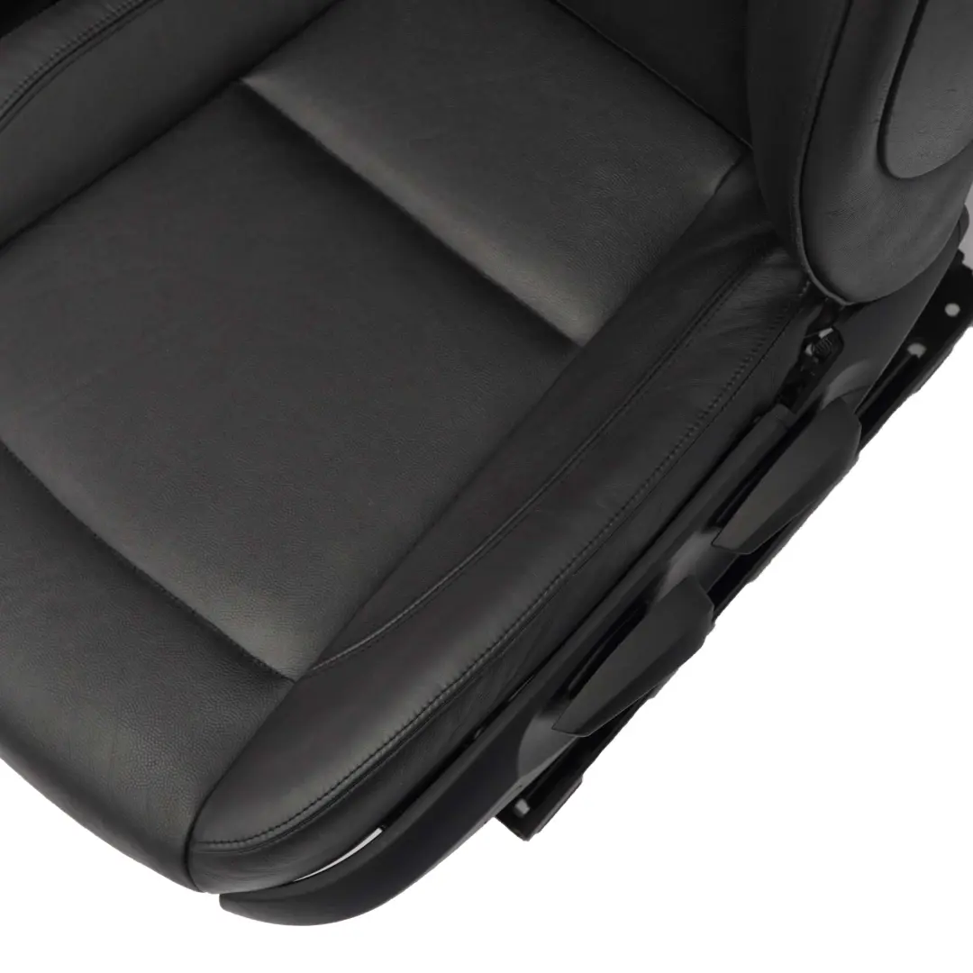 BMW Komplet foteli fotel kanapa czarna skóra - SKU E87 Black Leather Seats - Numer Części E87
