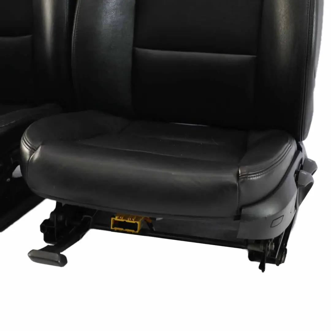 BMW E87 Negro Interior de Cuero Asientos Delanteros Izquierdo Derecho - SKU E87 Leather Front Seats - Número de pieza E87 Leather Front Seats