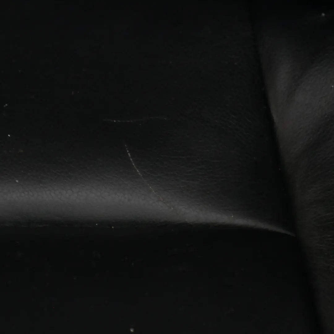 Nero interni in pelle sedili anteriori sinistra destra per BMW E87 con numero di parte E87 Leather Front Seats BMW E87 Nero interni in pelle sedili anteriori sinistra destra - SKU E87 Leather Front Seats - Numero di parte E87 Leather Front Seats