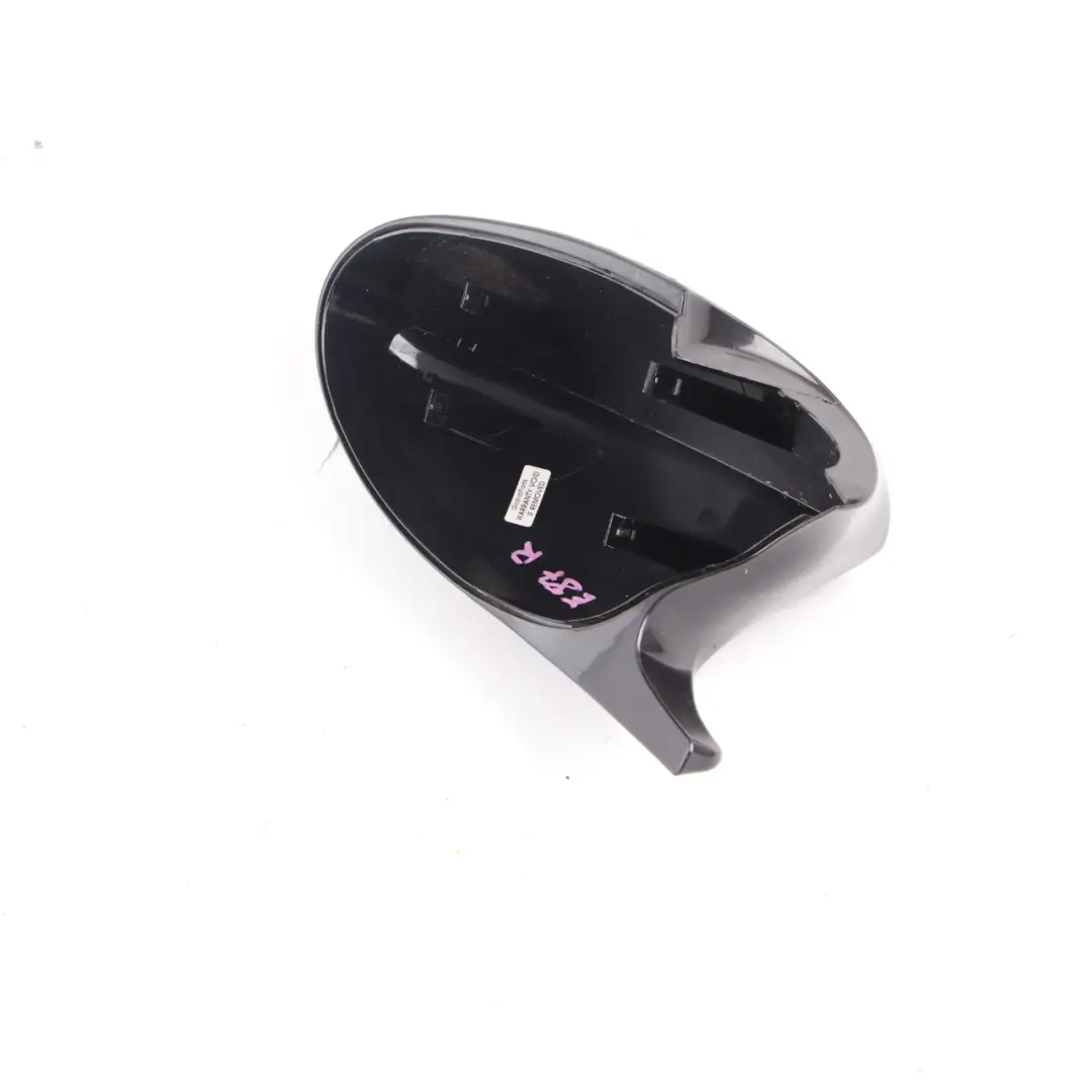 BMW E87 Osłona Obudowa Lusterka Prawa Czarna - SKU E87 Mirror Cover - Numer Części E87 Mirror Cover