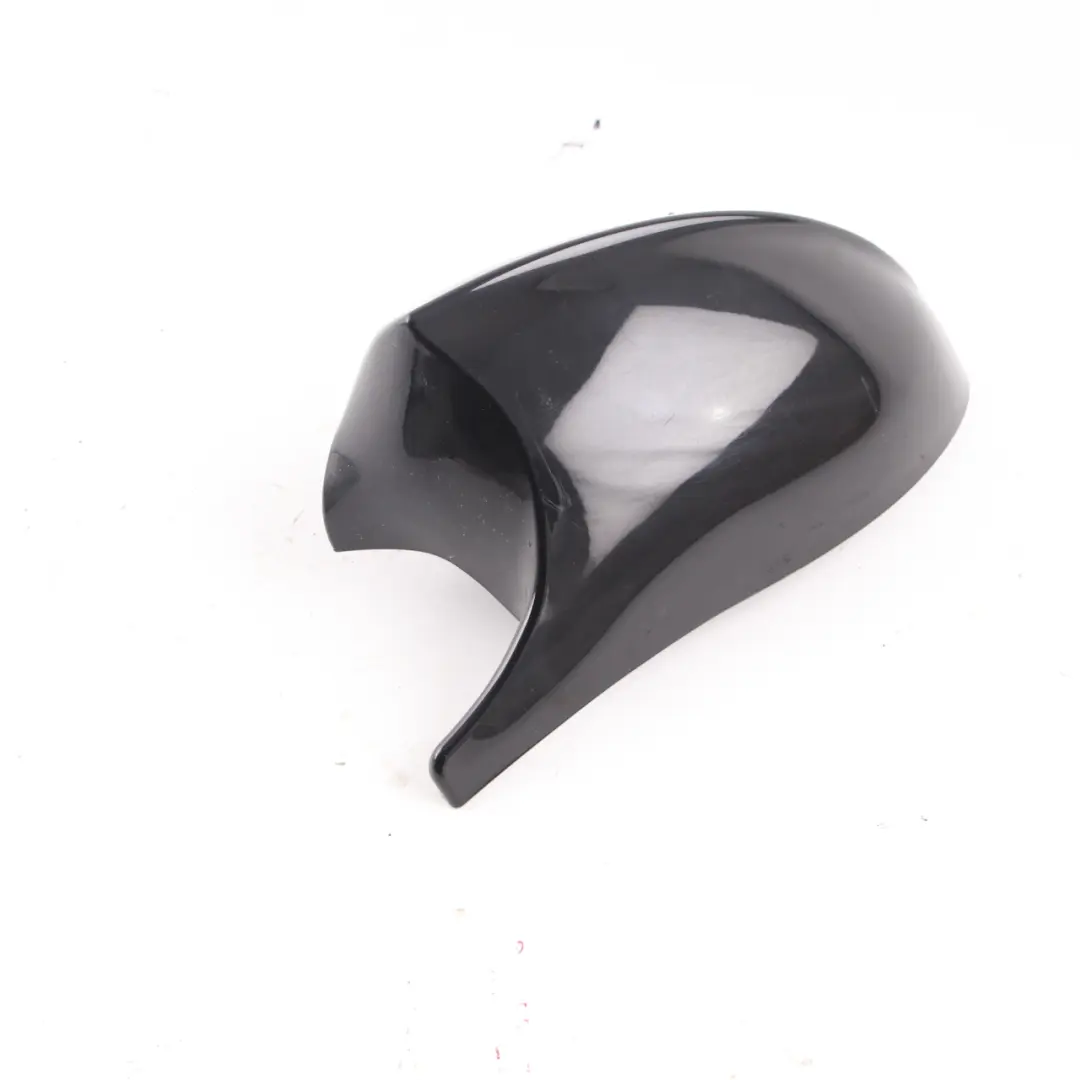 Copertura Specchio Destro Involucro Tappo Nero Tuning per BMW E87 con numero di parte E87 Mirror Cover BMW E87 Copertura Specchio Destro Involucro Tappo Nero Tuning - SKU E87 Mirror Cover - Numero di parte E87 Mirror Cover