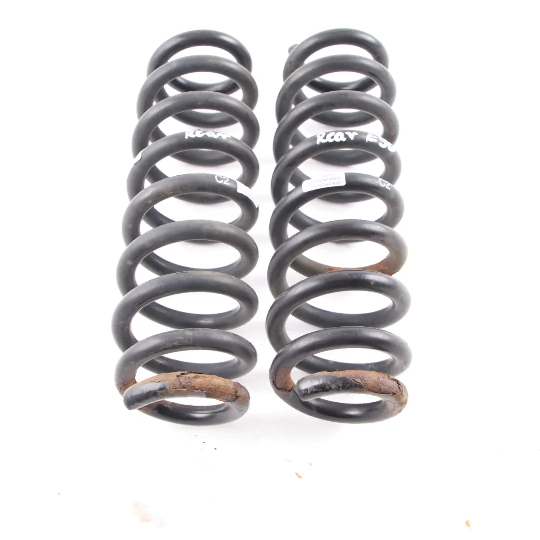 Juego de Muelles Helicoidales Traseros Izquierdo-Derecho para BMW con número de pieza E90 C2 BMW Juego de Muelles Helicoidales Traseros Izquierdo-Derecho - SKU E90 C2 Rear Coil Spring Set - Número de pieza E90 C2