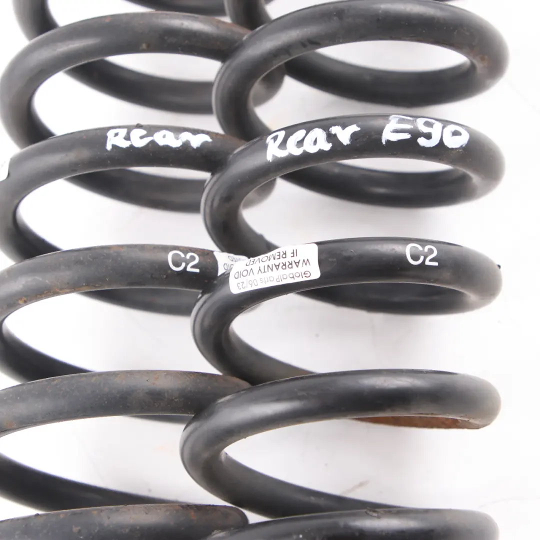 Arriere Gauche Droite Schraubenfedersatz pour BMW à propos du numéro de pièce E90 C2 BMW Arriere Gauche Droite Schraubenfedersatz - SKU E90 C2 Rear Coil Spring Set - Numéro de pièce E90 C2
