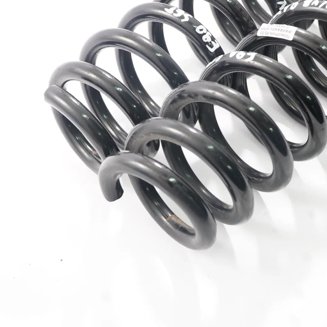 BMW E90 Spule Feder Satz Hinten Links Rechts Spule Feder Aufhängung KYB RA7064 - SKU E90 KYB RA7064 Rear Coil Spring Set - Teilenummer E90 KYB RA7064 Rear Coil Spring Set