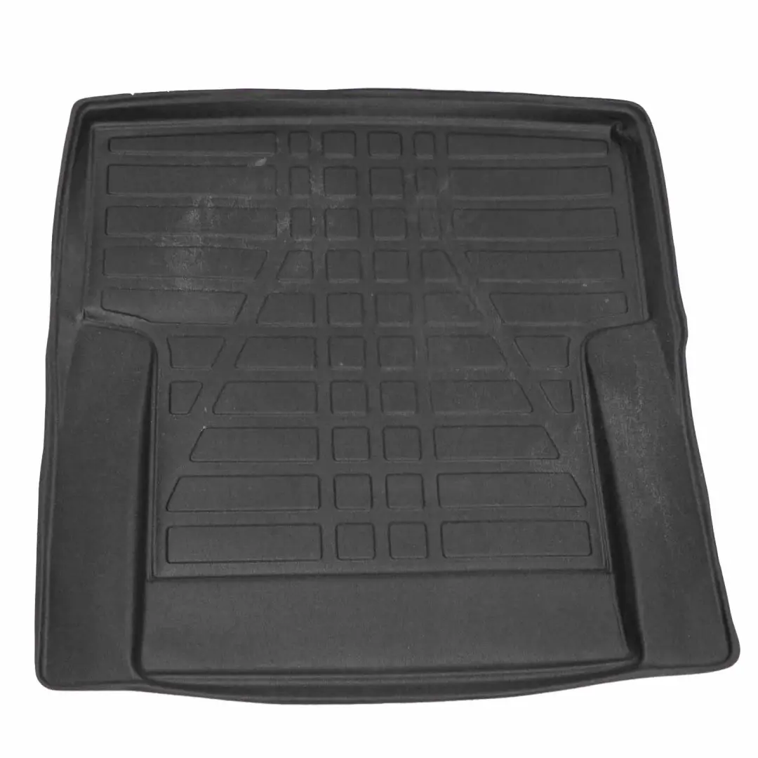 BMW E90 Tappetino in gomma per bagagliaio e baule montato - SKU E90 Rubber Mat - Numero di parte E90 Rubber Mat