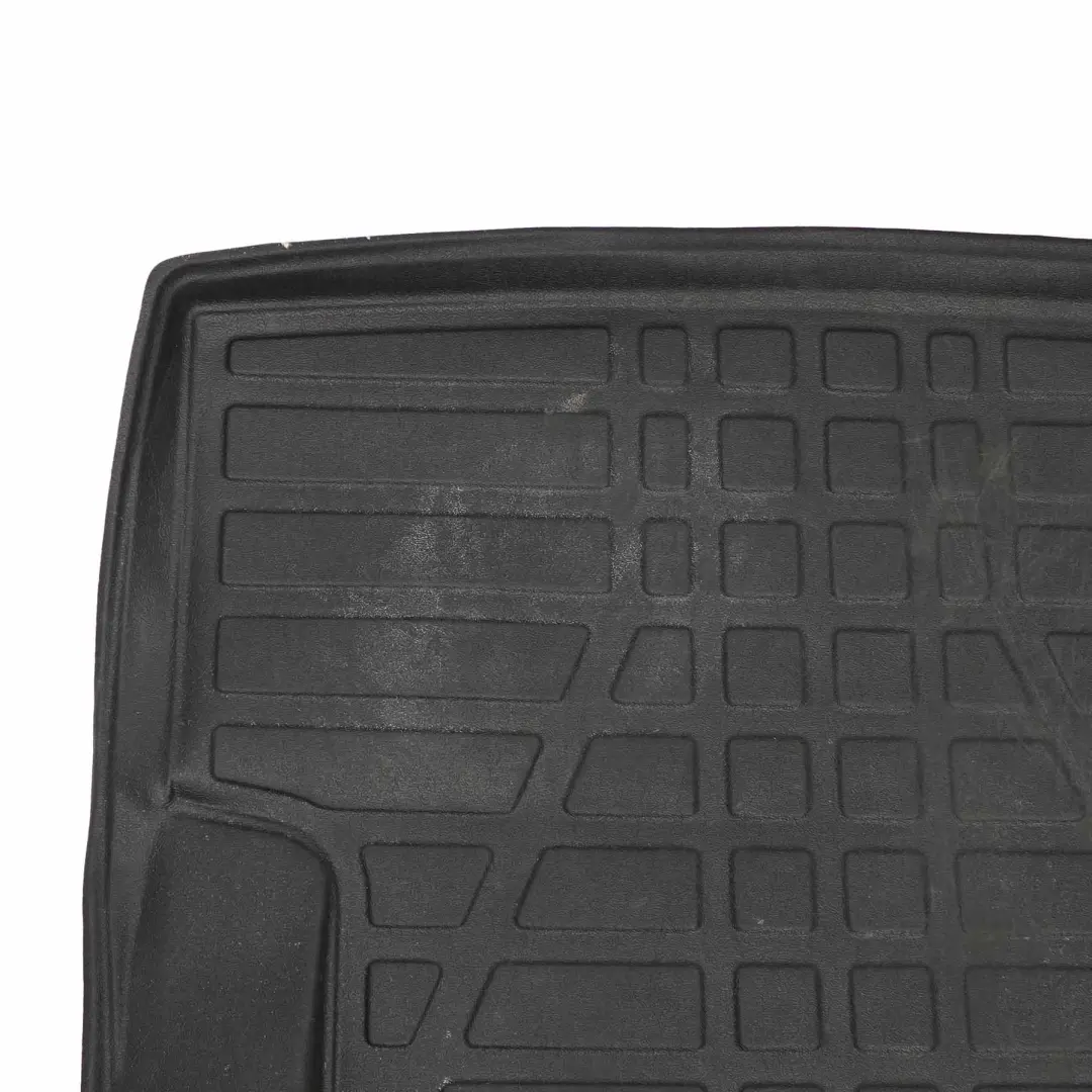 BMW E90 Tappetino in gomma per bagagliaio e baule montato - SKU E90 Rubber Mat - Numero di parte E90 Rubber Mat