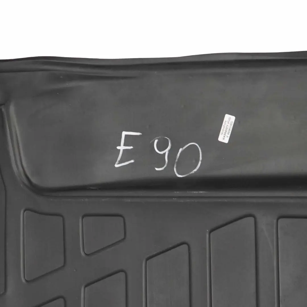 Mat Equipado Maletero Maletero Área Mat para BMW E90 con número de pieza E90 Rubber Mat BMW E90 Mat Equipado Maletero Maletero Área Mat - SKU E90 Rubber Mat - Número de pieza E90 Rubber Mat