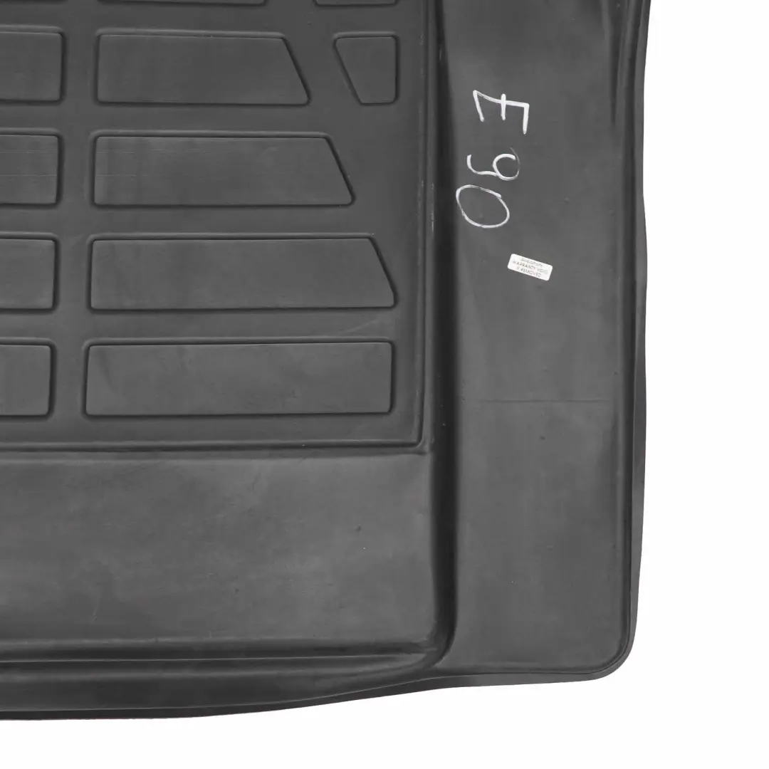 BMW E90 Tapis de coffre en caoutchouc Tapis de coffre à bagages - SKU E90 Rubber Mat - Numéro de pièce E90 Rubber Mat