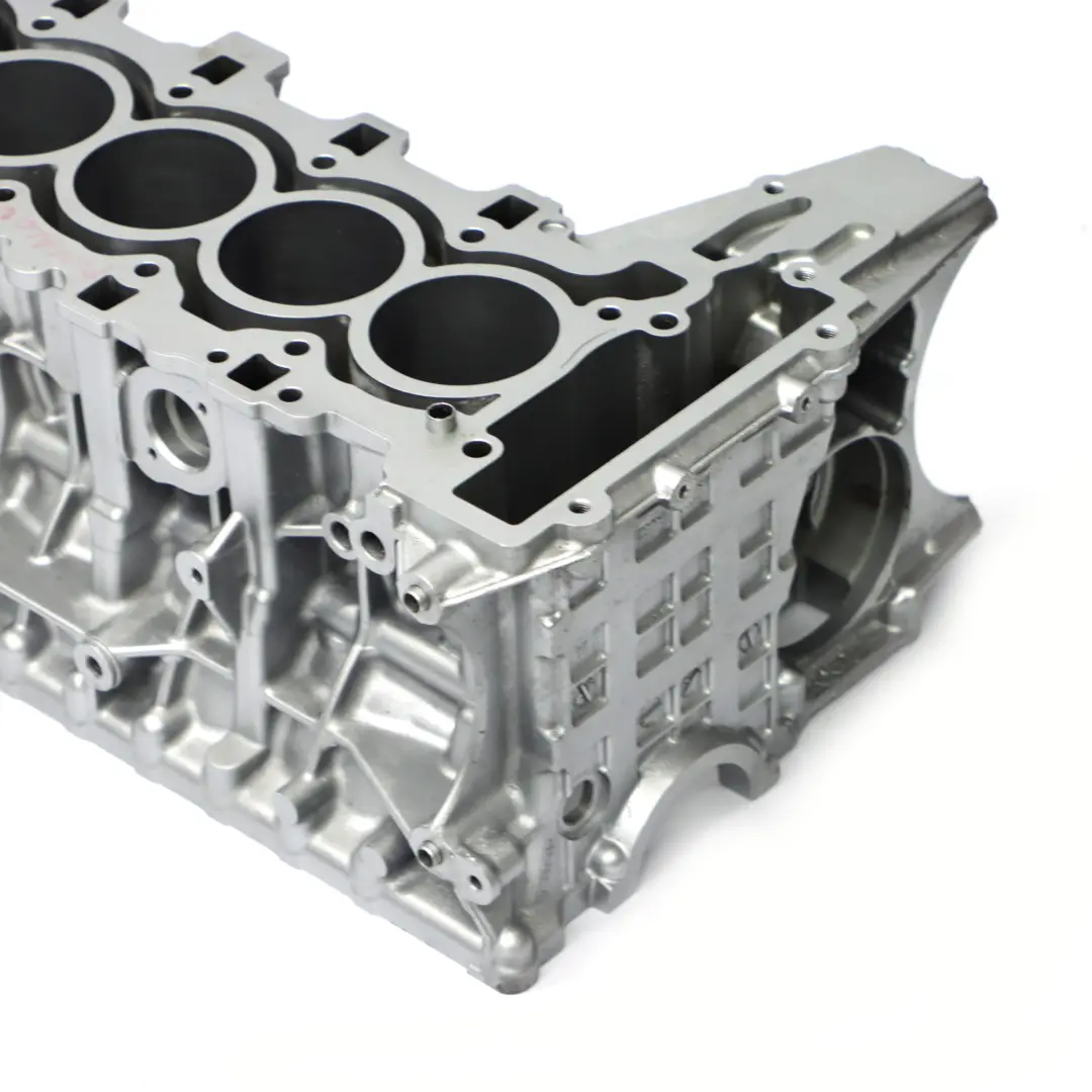 BMW Motor 6 Cylinder Block For Coffee Table Project - NO USABLE COMO PARTES - SKU Engine-Block-For-Coffee-Table-1 - Número de pieza Engine Block For Coffee Table