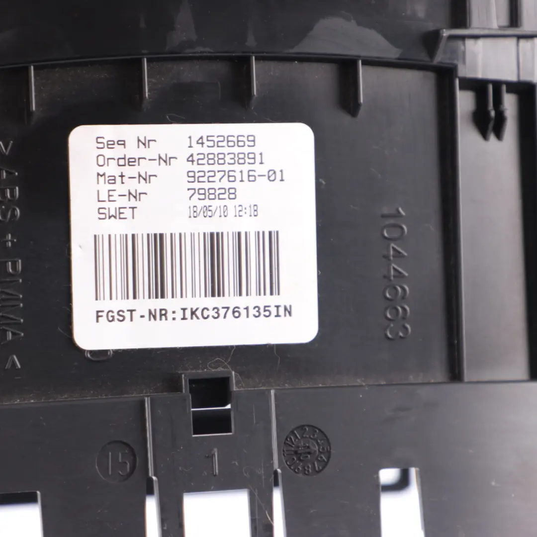 Ramka Szybka Osłona Licznika Wskaźników do BMW F10 F11 o numerze F10 Speedo Glass BMW F10 F11 Ramka Szybka Osłona Licznika Wskaźników - SKU F10-Speedo-Glass - Numer Części F10 Speedo Glass