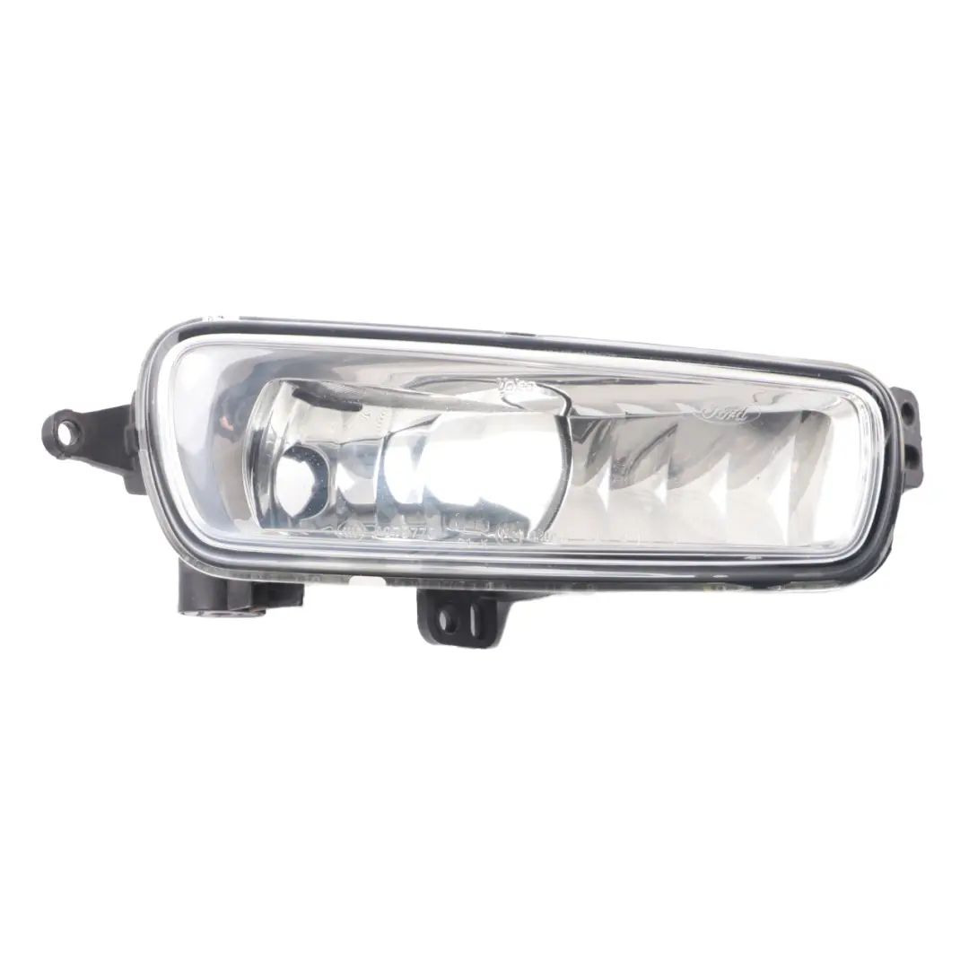 Faro Antiniebla Parachoques Delantero Derecho para Ford Focus 3 con número de pieza F1EB-15A254-AB Ford Focus 3 Faro Antiniebla Parachoques Delantero Derecho - SKU F1EB-15A254-AB - Número de pieza F1EB-15A254-AB