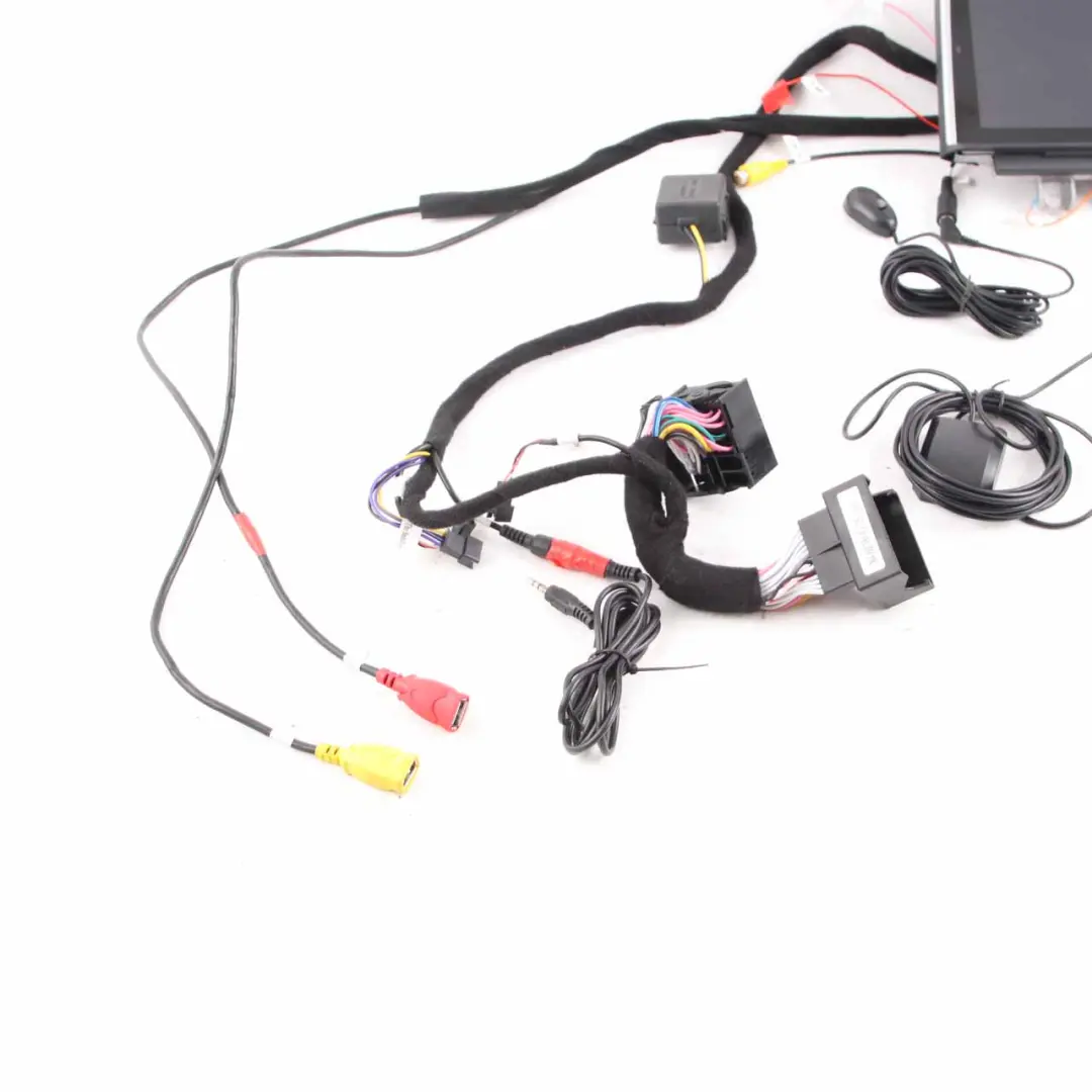 Display Screen BMW F20 F30 Navigation Infotainment System iDrive 8,8" to with Part number F20 F30 Display Screen Set Display Screen BMW F20 F30 Navigation Infotainment System iDrive 8,8" - SKU F20 F30 Display Screen Set - Part number F20 F30 Display Screen Set