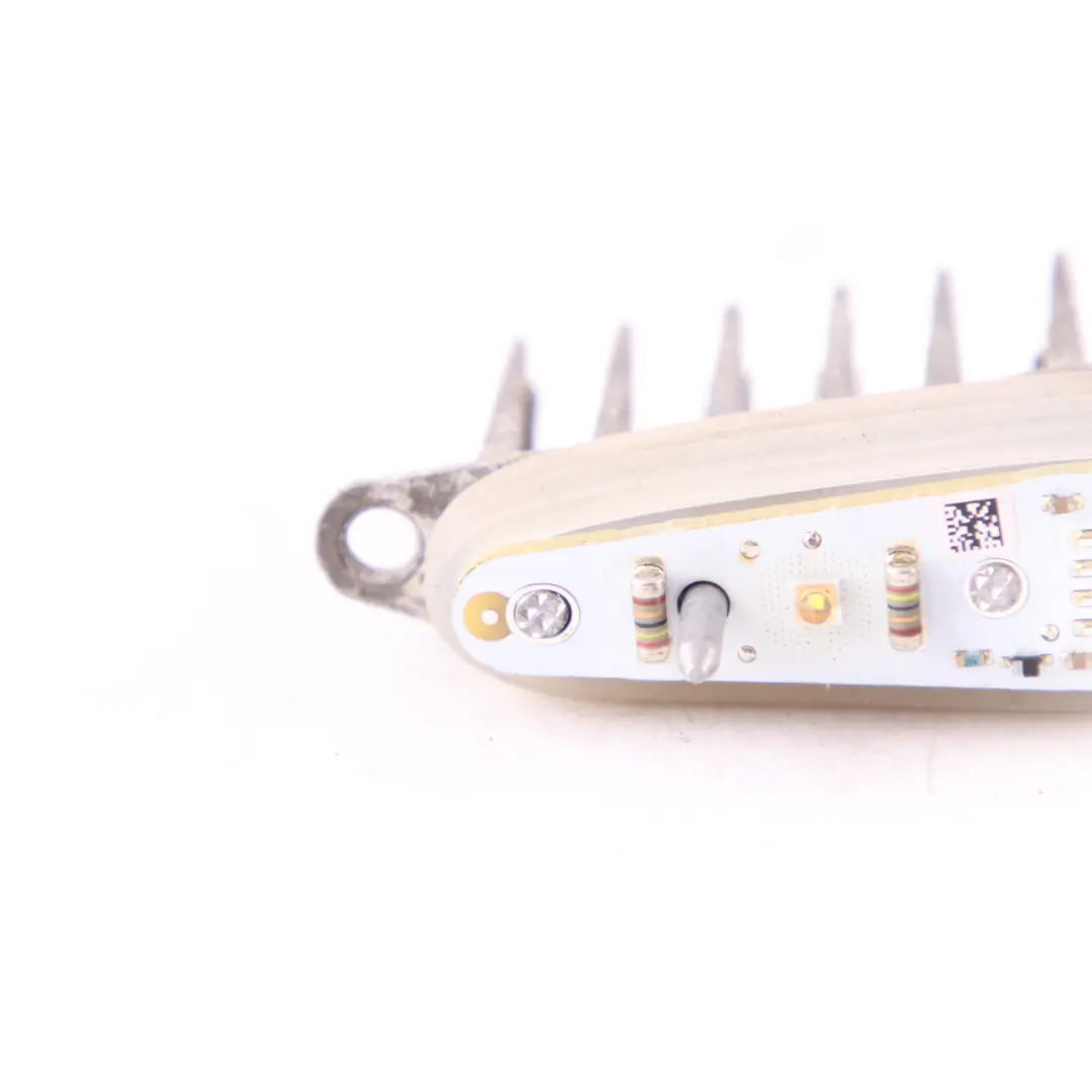 Gniazdo Żarówki LED Uchwyt Prawy Przód do BMW F30 F32 o numerze F30 F32 Angel Bulb BMW F30 F32 Gniazdo Żarówki LED Uchwyt Prawy Przód - SKU F30-F32-Angel-Bulb - Numer Części F30 F32 Angel Bulb