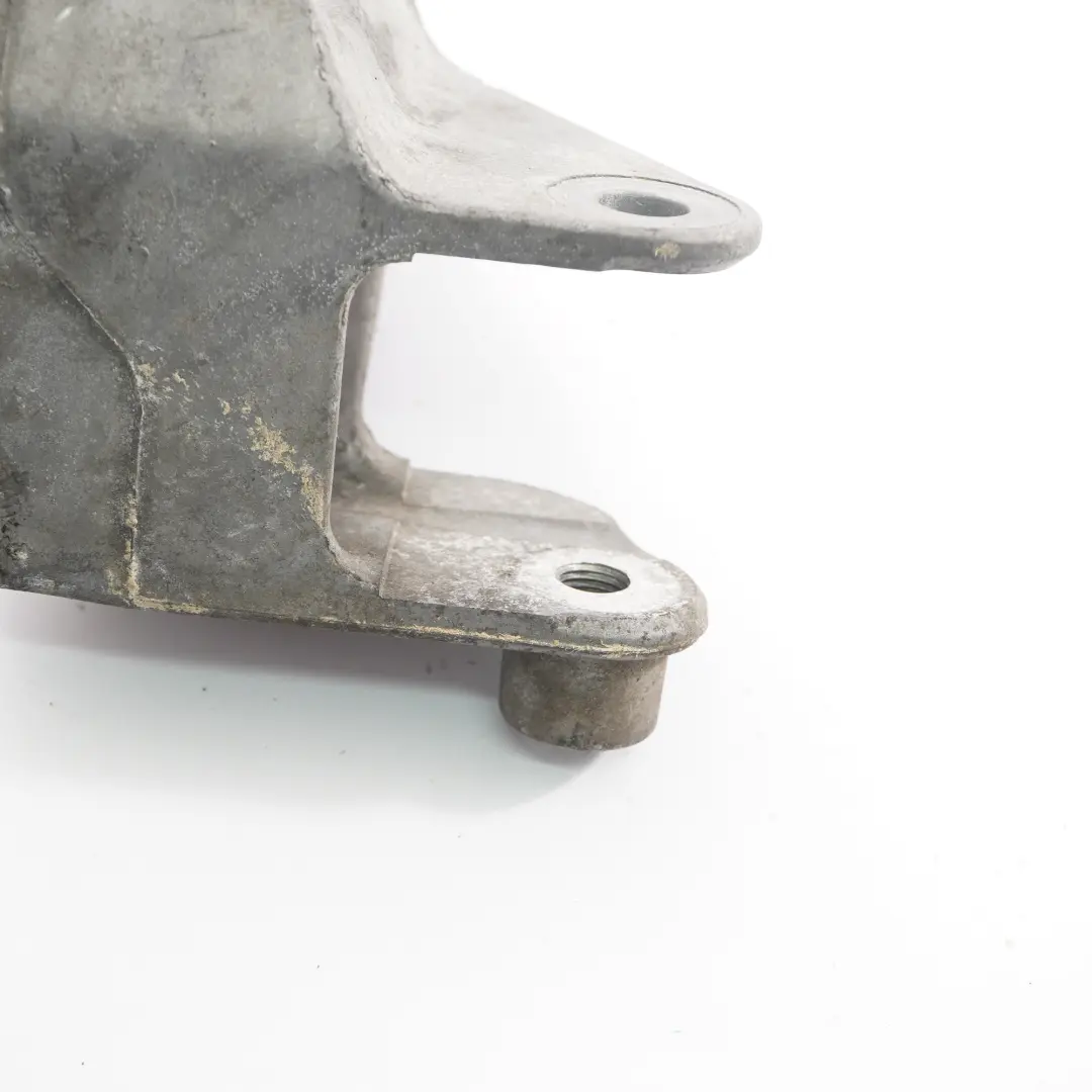 Support Mount Holder Bracket Diesel to Nissan Qashqai J10 Engine with Part number F6043000 Nissan Qashqai J10 Engine Support Mount Holder Bracket Diesel - SKU F6043000 - Part number F6043000