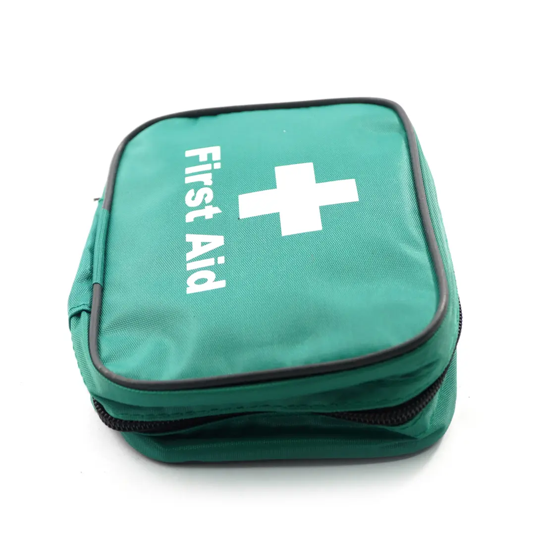 Trousse de premiers secours Accessoires médicaux d'urgence Trousse de pochette pour à propos du numéro de pièce First Aid Kit Trousse de premiers secours Accessoires médicaux d'urgence Trousse de pochette - SKU First Aid Kit-1 - Numéro de pièce First Aid Kit