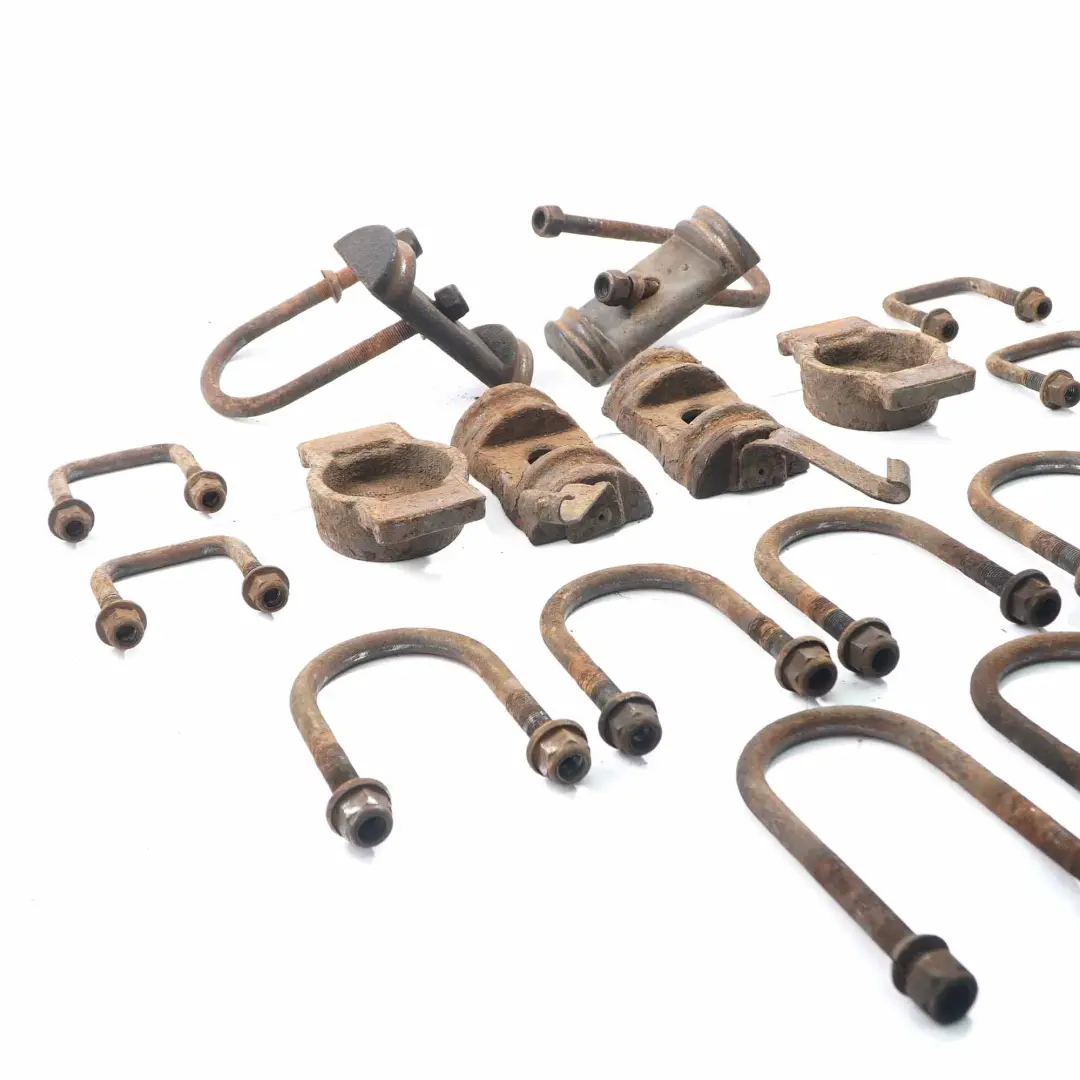 Ford Transit Rear Axle Support Subframe Mount Holder Set - SKU Ford Transit Rear Axle Mount Set - Numéro de pièce Ford Transit Rear Axle Mount Set