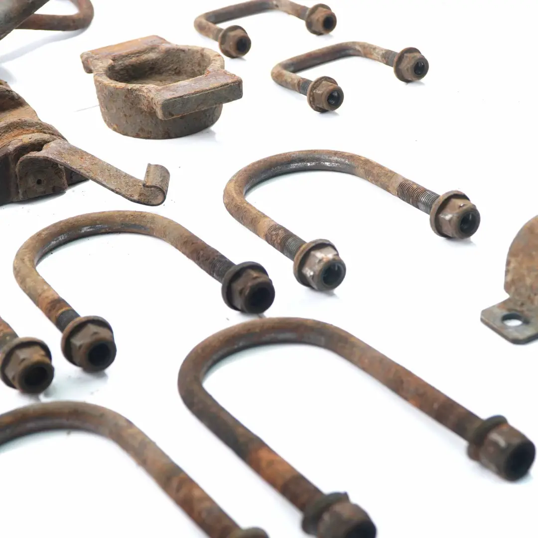 Ford Transit Rear Axle Support Subframe Mount Holder Set - SKU Ford Transit Rear Axle Mount Set - Numéro de pièce Ford Transit Rear Axle Mount Set