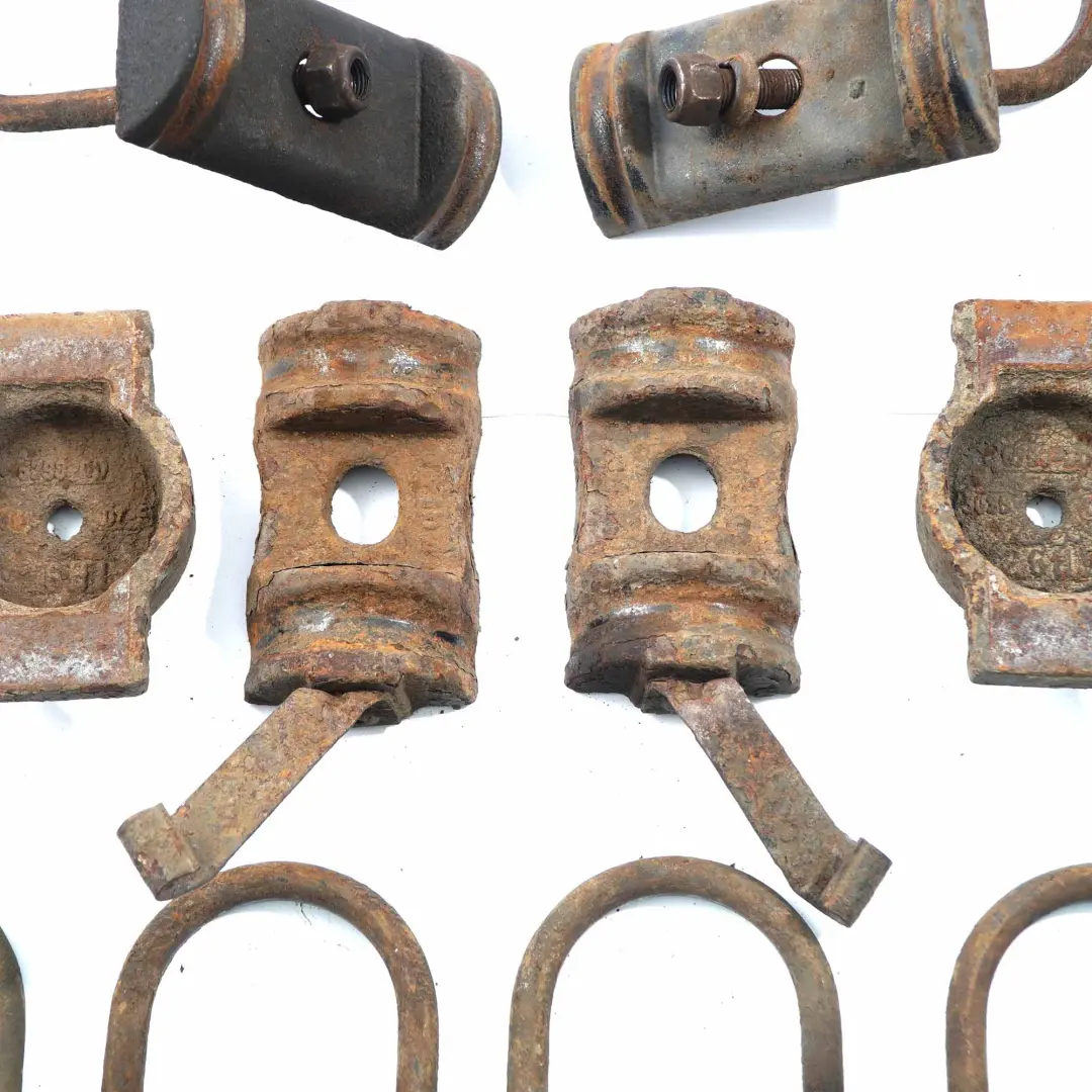 Ford Transit Rear Axle Support Subframe Mount Holder Set - SKU Ford Transit Rear Axle Mount Set - Numéro de pièce Ford Transit Rear Axle Mount Set