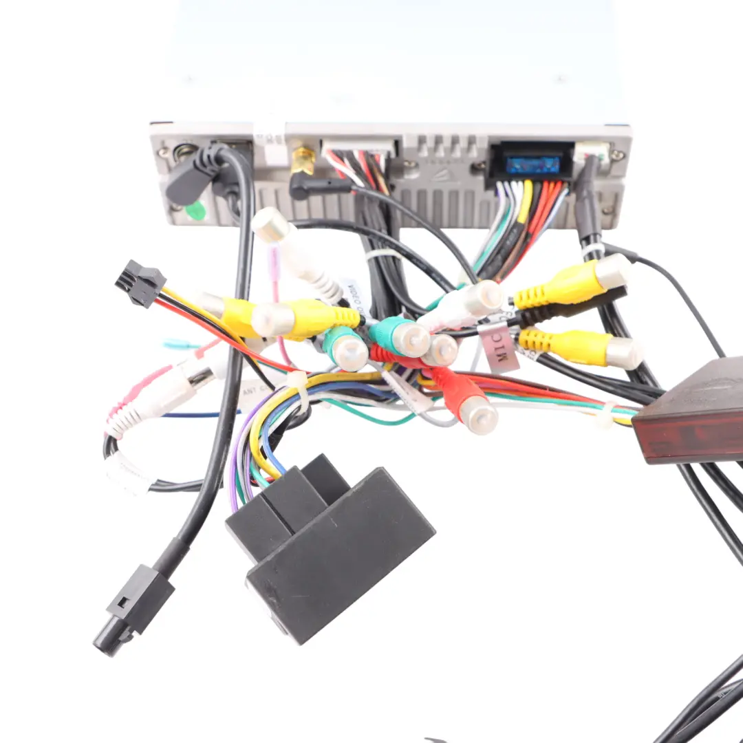 Media Player Eonon Infotainment System Navigation 7" Screen Android 8 to BMW E90 with Part number GA9165B-RJ0088 BMW E90 Media Player Eonon Infotainment System Navigation 7" Screen Android 8 - SKU GA9165B-RJ0088 - Part number GA9165B-RJ0088