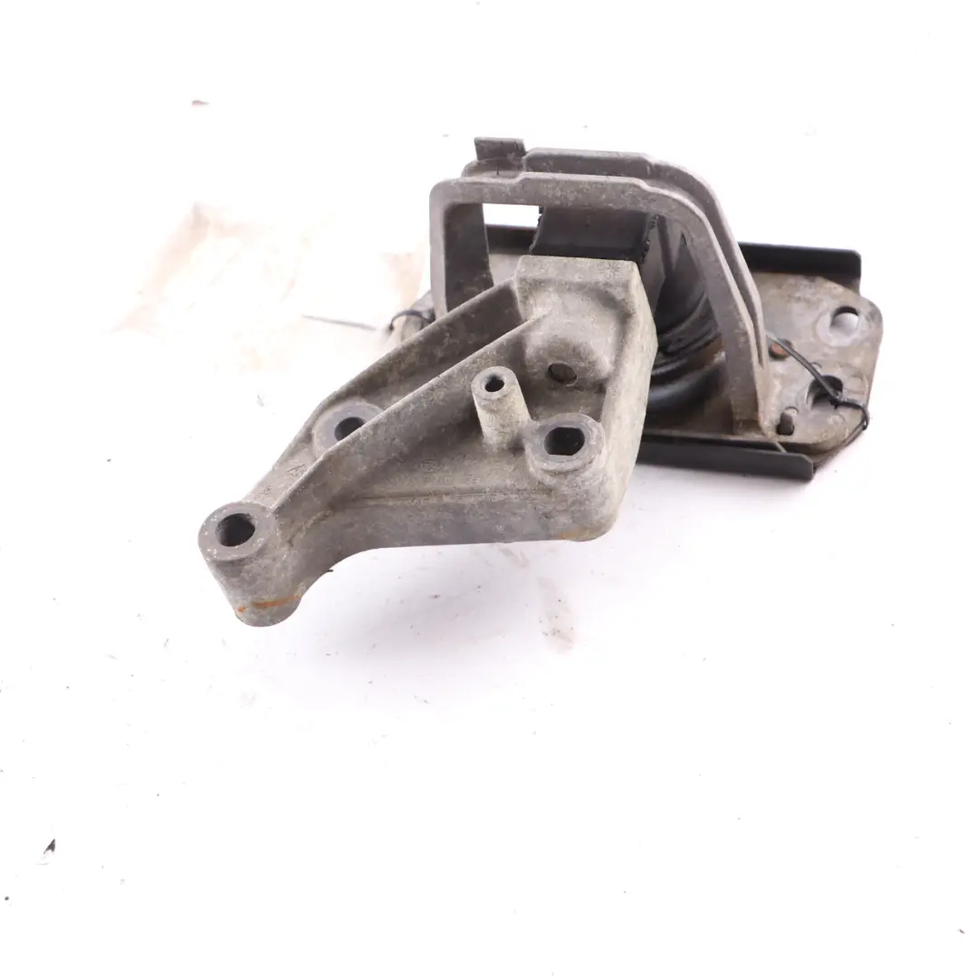 Support Mount Bracket Holder to Renault Trafic III Opel Vivaro B Engine with Part number GM93853920 Renault Trafic III Opel Vivaro B Engine Support Mount Bracket Holder - SKU GM93853920 - Part number GM93853920