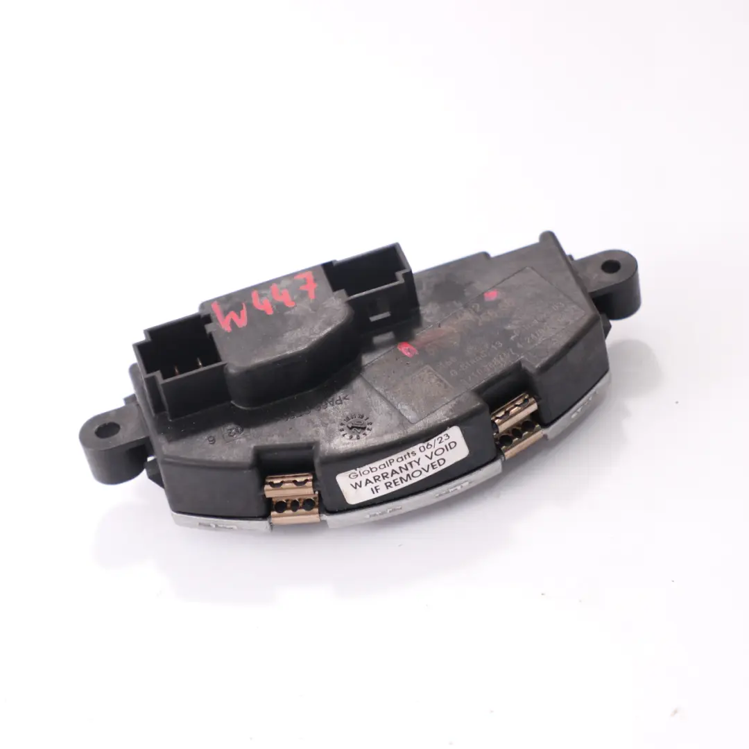 Blower Motor Calentador Ventilador Resistor Regulador para Mercedes W447 con número de pieza HM078002 Mercedes W447 Blower Motor Calentador Ventilador Resistor Regulador - SKU HM078002 - Número de pieza HM078002