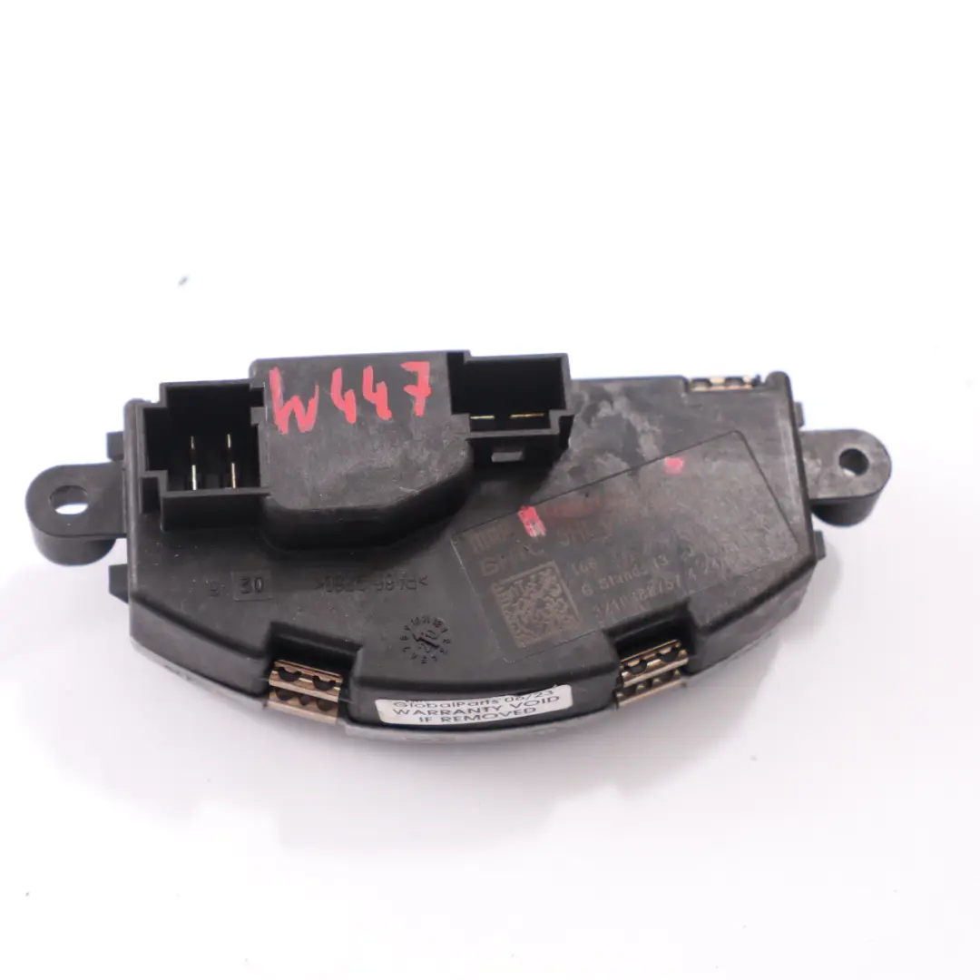 Motore soffiante Resistenza ventola regolatore per Mercedes W447 con numero di parte HM078002 Mercedes W447 Motore soffiante Resistenza ventola regolatore - SKU HM078002 - Numero di parte HM078002