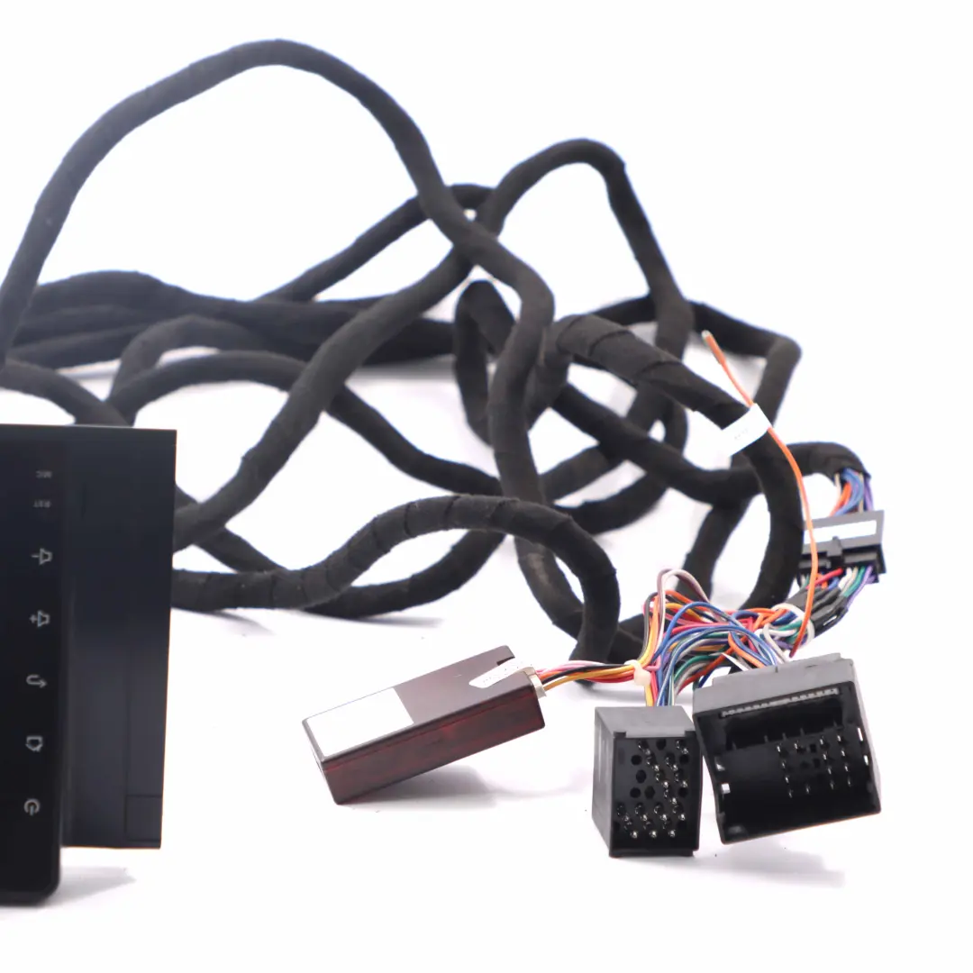 Head Unit Media Player Android System Sat Nav GPS Radio Player to BMW E39 with Part number HST201906 BMW E39 Head Unit Media Player Android System Sat Nav GPS Radio Player - SKU HST201906 - Part number HST201906