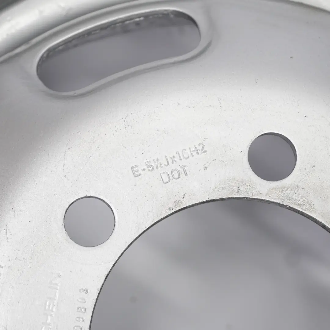 Iveco Daily Rad felge Stahl 16" 5,5J ET:107 - SKU IV616012A - Teilenummer IV616012A