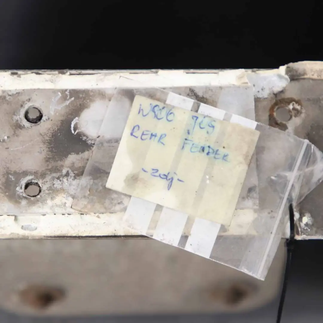 Passage de Roue Avant Gauche Couvrement Section Avant J09 pour Mercedes Sprinter W906 à propos du numéro de pièce J09 Rear Fender Mercedes Sprinter W906 Passage de Roue Avant Gauche Couvrement Section Avant J09 - SKU J09 Rear Fender - Numéro de pièce J09 Rear Fender