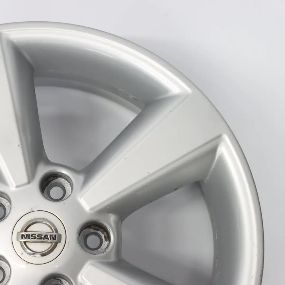 Cerchio in lega argento 17" ET:40 6.5J per Nissan Qashqai J10 con numero di parte JD110MB55 Nissan Qashqai J10 Cerchio in lega argento 17" ET:40 6.5J - SKU JD110MB55-1 - Numero di parte JD110MB55