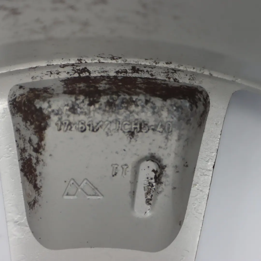 Cerchio in lega argento 17" ET:40 6.5J per Nissan Qashqai J10 con numero di parte JD110MB55 Nissan Qashqai J10 Cerchio in lega argento 17" ET:40 6.5J - SKU JD110MB55 - Numero di parte JD110MB55