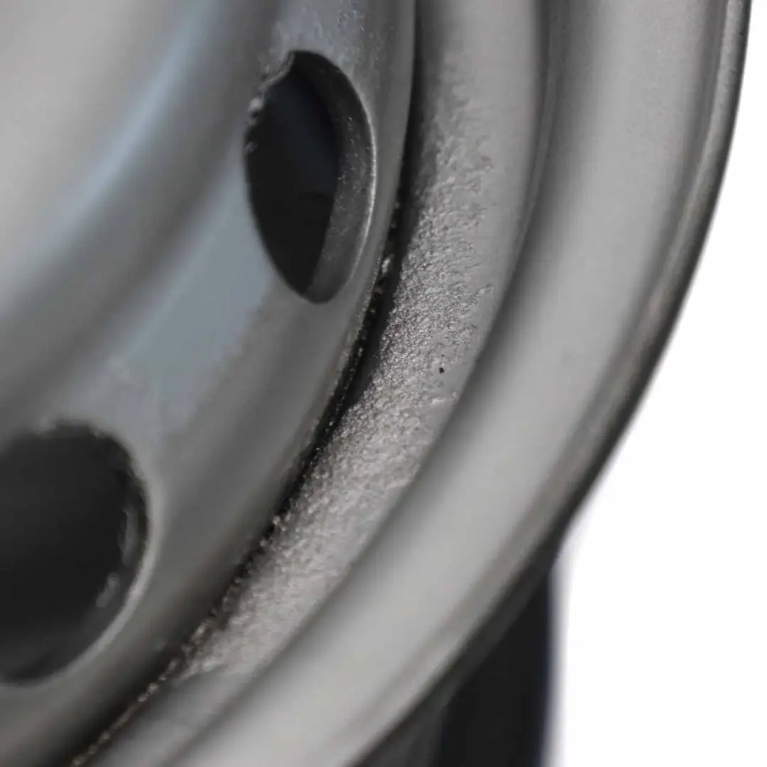 Schwarz Stahlfelge Rad 6J 15'' ET:43 für VW Audi Skoda mit Teilenummer KBA43737 VW Audi Skoda Schwarz Stahlfelge Rad 6J 15'' ET:43 - SKU KBA43737 - Teilenummer KBA43737