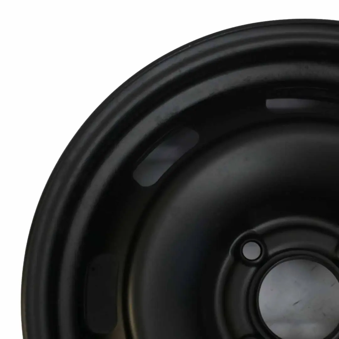 Silberne Stahlfelge 6.5J 15'' ET:38 für VW Golf V Passat B5 mit Teilenummer KBA43816 VW Golf V Passat B5 Silberne Stahlfelge 6.5J 15'' ET:38 - SKU KBA43816-2 - Teilenummer KBA43816