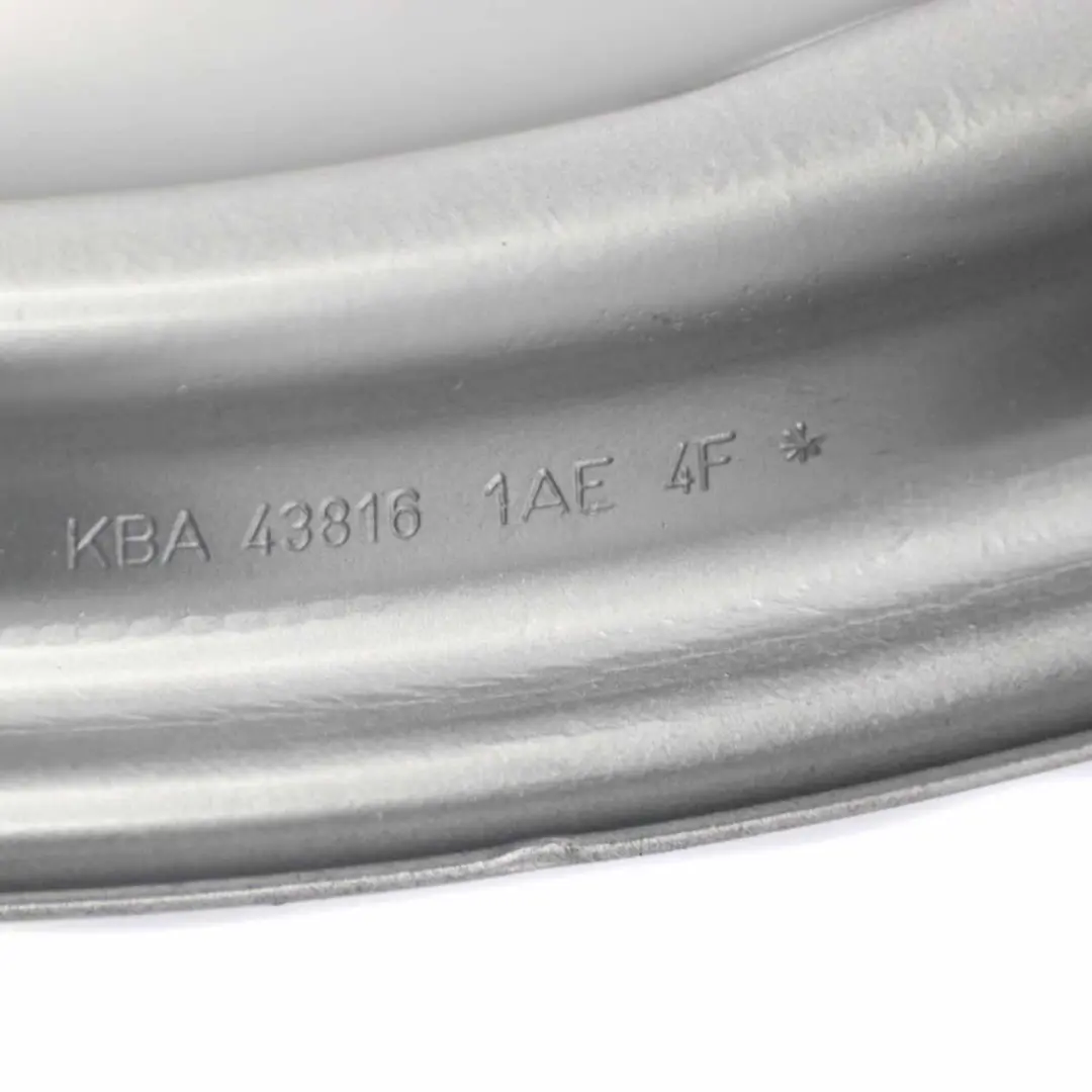 VW Golf V Passat B5 Silberne Stahlfelge 6.5J 15'' ET:38 - SKU KBA43816-2 - Teilenummer KBA43816