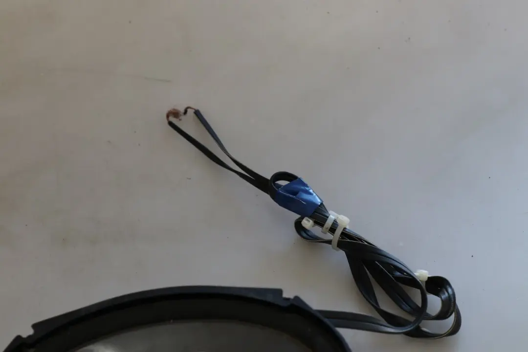 Original Harman Infinity Referenz Reihe Stereo Audio Lautsprecher Set für BMW mit Teilenummer 9613i BMW Original Harman Infinity Referenz Reihe Stereo Audio Lautsprecher Set - SKU KCE-420V1 - Teilenummer 9613i