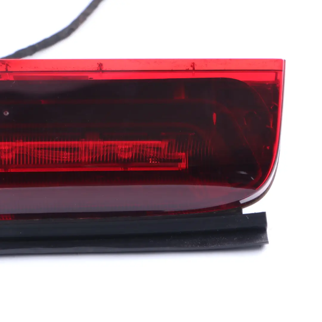 MK1 Hinten zusätzliche dritte Bremsleuchte Hohe Stufe leuchte 1251838 für Ford Ka mit Teilenummer L90003629 Ford Ka MK1 Hinten zusätzliche dritte Bremsleuchte Hohe Stufe leuchte 1251838 - SKU L90003629 - Teilenummer L90003629