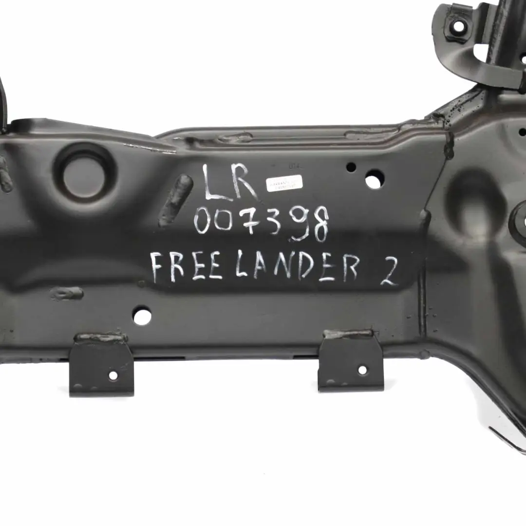 Kołyska Przedniej Osi do Land Rover Freelander 2 o numerze LR007398 Land Rover Freelander 2 Kołyska Przedniej Osi - SKU LR007398 - Numer Części LR007398