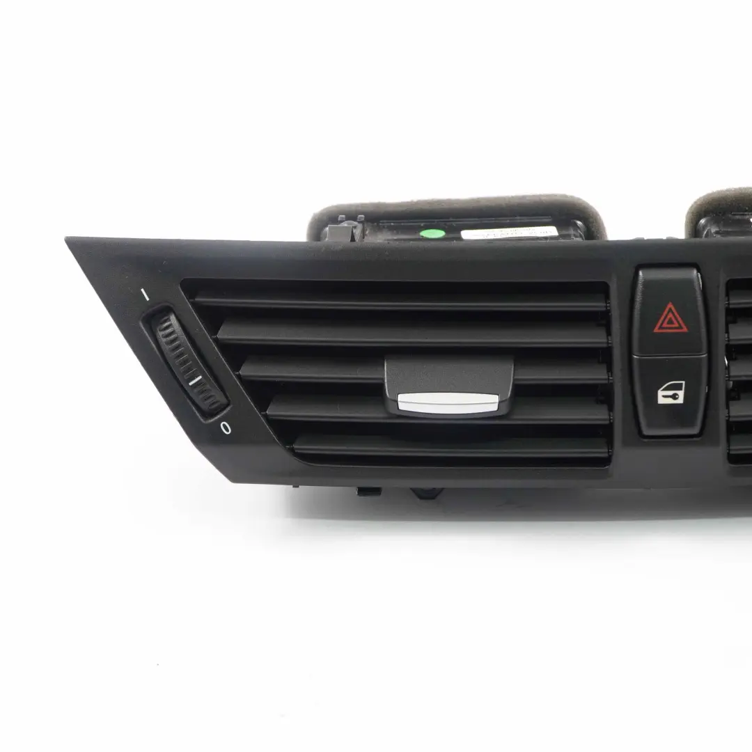 Grille d'aeration du tableau bord BMW X1 E84 Grille d'aeration centrale pour à propos du numéro de pièce 2991235 Grille d'aeration du tableau bord BMW X1 E84 Grille d'aeration centrale - SKU lhd-2991235 - Numéro de pièce 2991235