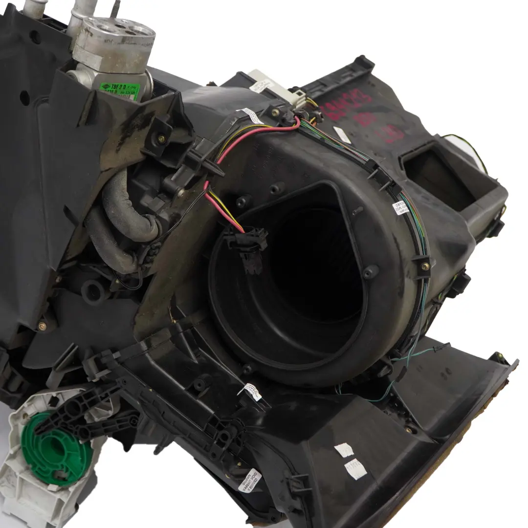 Heater Blower Matrix Box Valeo 6938331 to Mini Cooper R50 R52 R53 with Part number 6944213 Mini Cooper R50 R52 R53 Heater Blower Matrix Box Valeo 6938331 - SKU lhd-6944213 - Part number 6944213