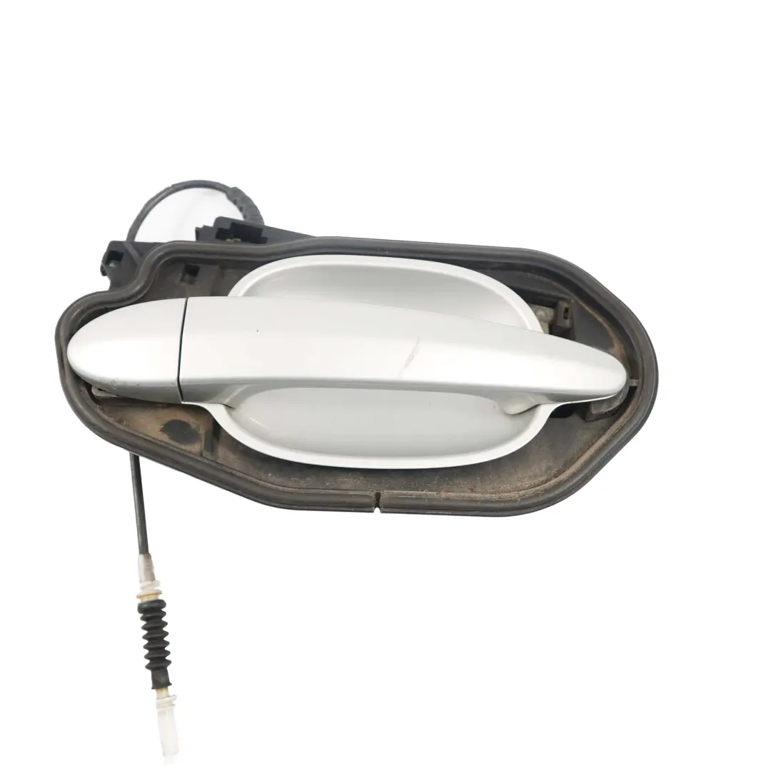 Barre D'Appui Poignee de Porte Exterieure avant Droit pour BMW E60 E61 à propos du numéro de pièce 7034544 BMW E60 E61 Barre D'Appui Poignee de Porte Exterieure avant Droit - SKU lhd-7034544-TS - Numéro de pièce 7034544