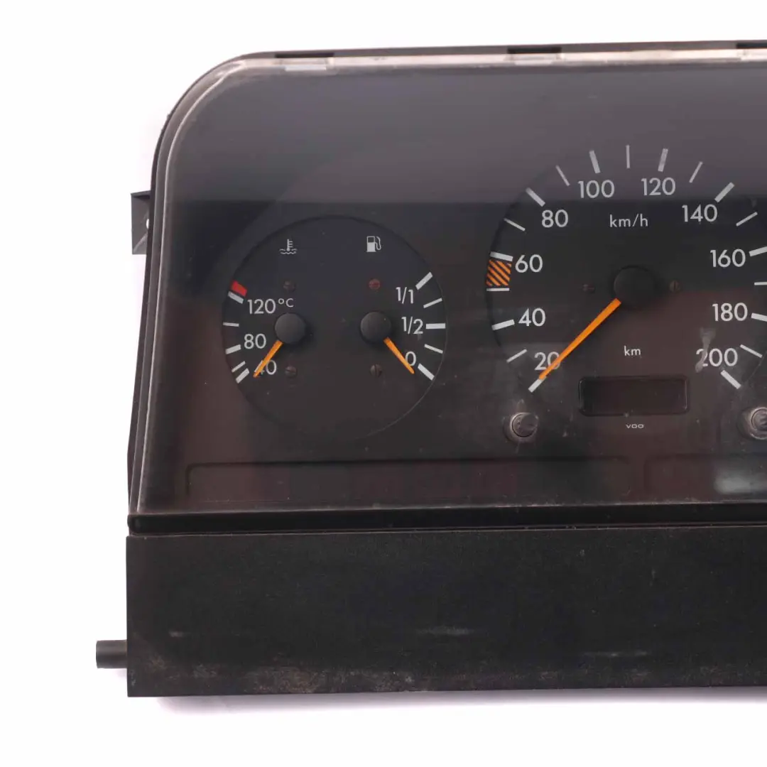 Mercedes W901 W903 Diesel Panel instrumentos Velocímetro Manual - SKU lhd-A0005425301 - Número de pieza A0005425301