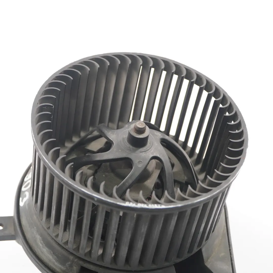 Mercedes Sprinter W901 W903 Riscaldatore Motore Ventilatore Diesel - SKU lhd-A0008352285 - Numero di parte A0008352285